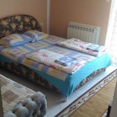 Apartment Angelina Рисан Стая снимка