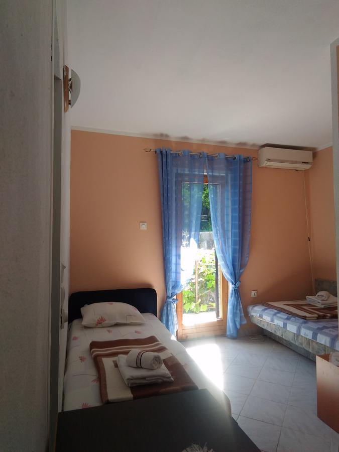 Apartment Angelina Рисан Екстериор снимка